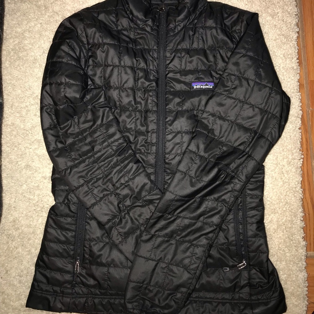 XS black Patagonia Nanopuff